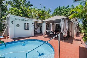HoneyPot Guesthouse