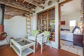 HoneyPot Guesthouse