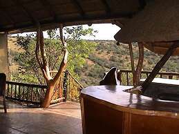 Inkwenkwezi Private Game Reserve
