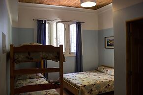 Hostal Forestal - Hostel