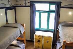 Hostal Forestal - Hostel