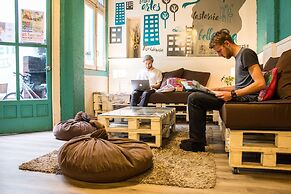 Hostal Forestal - Hostel