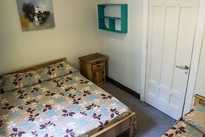 Hostal Forestal - Hostel
