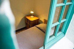 Hostal Forestal - Hostel