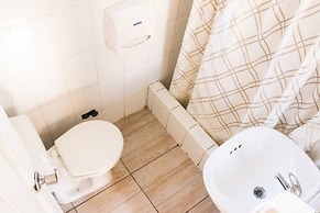 Hostal Forestal - Hostel