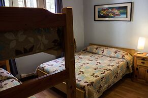 Hostal Forestal - Hostel