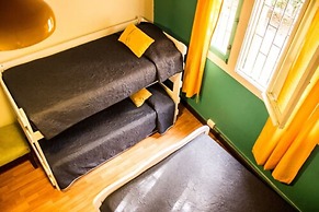 Hostal Forestal - Hostel