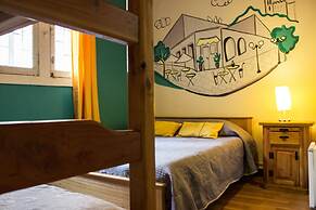 Hostal Forestal - Hostel