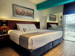 Hotel Vila Santa