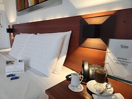 Hotel Vila Santa