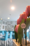 Hotel Vila Santa
