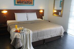 Hotel Vila Santa
