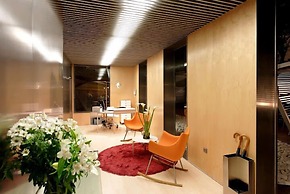 Hotel Holos