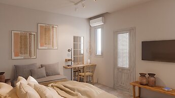 F Fine Suites- Adults Only