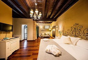 Palacio Mariana Pineda Hotel