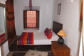 Riad Amra