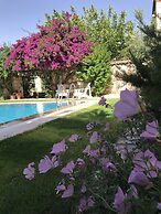 Alacati Zeytin Konak Hotel
