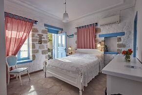 Alacati Zeytin Konak Hotel