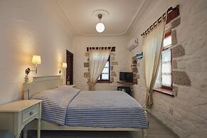 Alacati Zeytin Konak Hotel