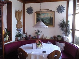 Hotel Sarbacher