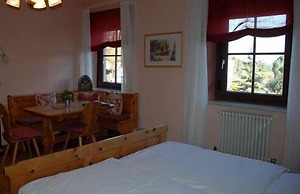 Hotel Sarbacher