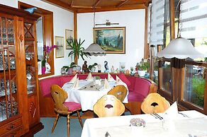 Hotel Sarbacher