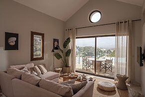 Istron Villas