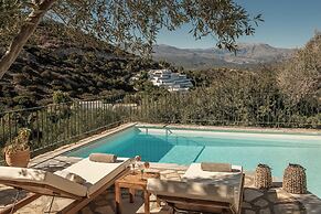 Istron Villas