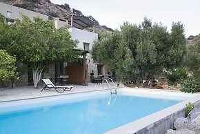 Istron Villas