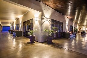 Abangane Guest Lodge