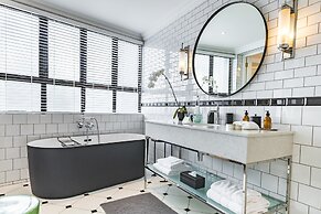 Cape Cadogan Boutique Hotel
