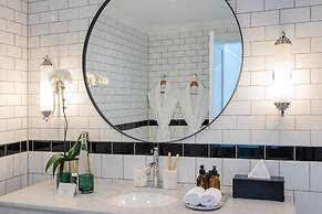 Cape Cadogan Boutique Hotel
