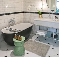Cape Cadogan Boutique Hotel