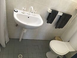 Airport Whyalla Motel