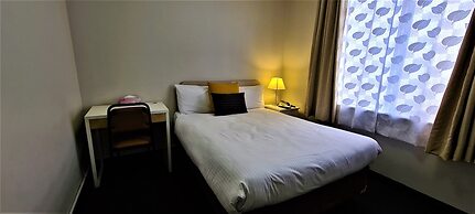 Brunswick Tower Hotel