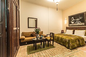Riad Nasreen