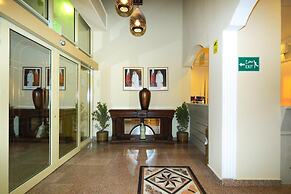 Lavilla Hotel