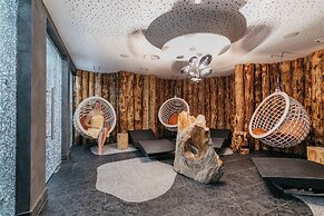 Hotel Alpine Palace