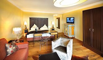 Hotel Alpine Palace