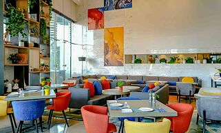 Media One Hotel Dubai