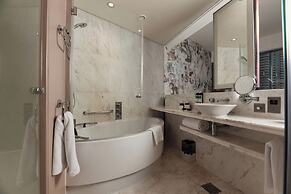 Media One Hotel Dubai