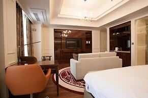 Charis Hotel