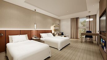 Charis Hotel