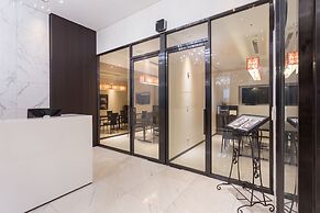 Charis Hotel