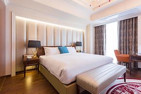 Charis Hotel