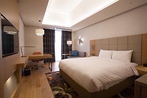 Charis Hotel