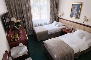 Hotel Wloski