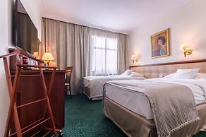 Hotel Wloski