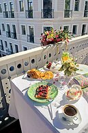 River Side Hotel