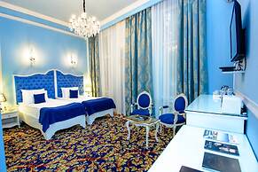 River Side Hotel